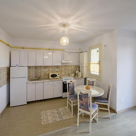 Apartament Laur グラ・フモアルルイ エクステリア 写真