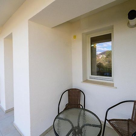Apartament Laur グラ・フモアルルイ エクステリア 写真