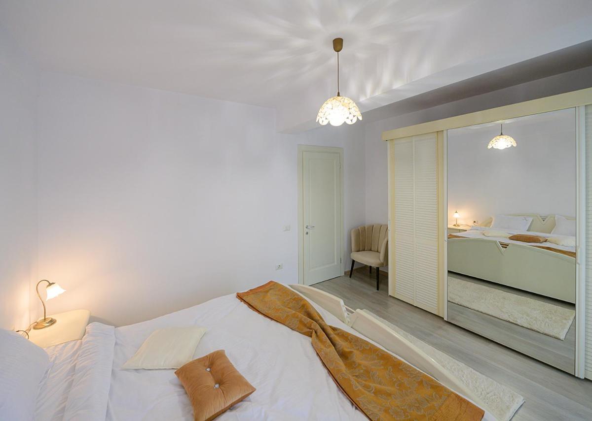 Apartament Laur グラ・フモアルルイ エクステリア 写真