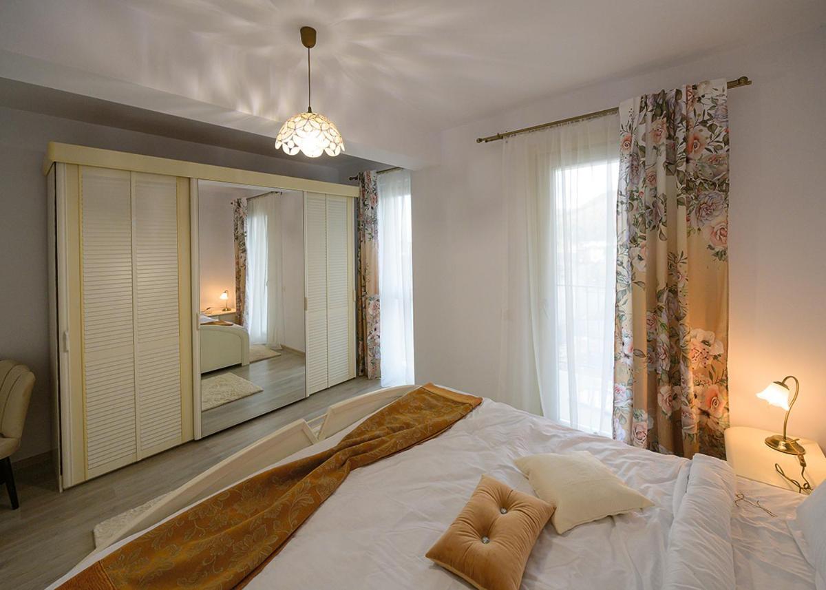 Apartament Laur グラ・フモアルルイ エクステリア 写真